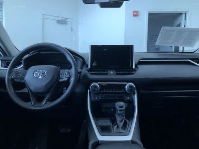 Thumbnail: 2025 Toyota RAV4 - 17