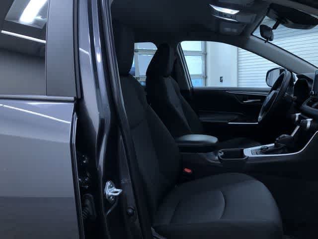 Thumbnail: 2025 Toyota RAV4 - 22