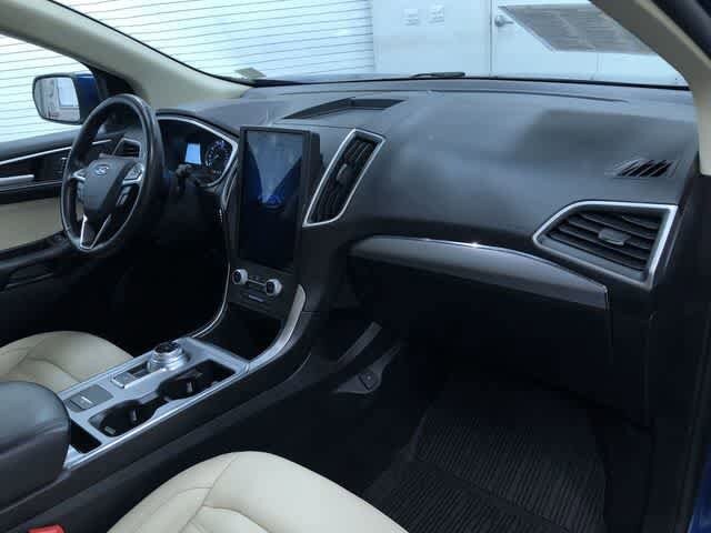 Thumbnail: 2021 Ford Edge - 24