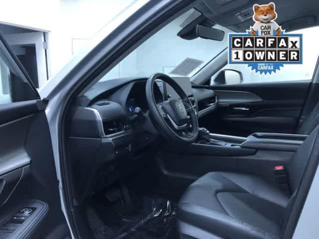 Used 2025 Toyota Grand Highlander XLE Sport Utility