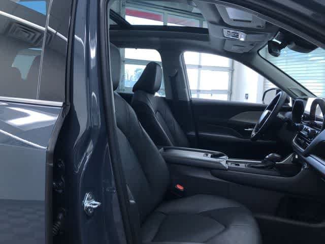 Thumbnail: 2025 Toyota Grand Highlander - 15