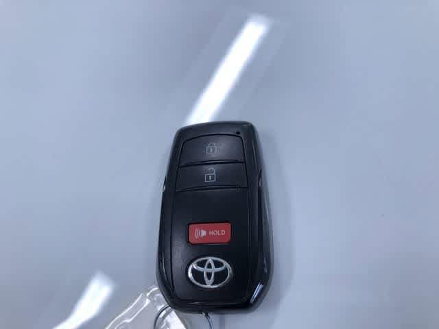 Thumbnail: 2025 Toyota Camry - 25