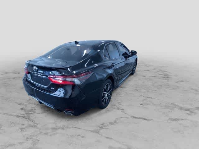 Thumbnail: 2022 Toyota Camry - 9
