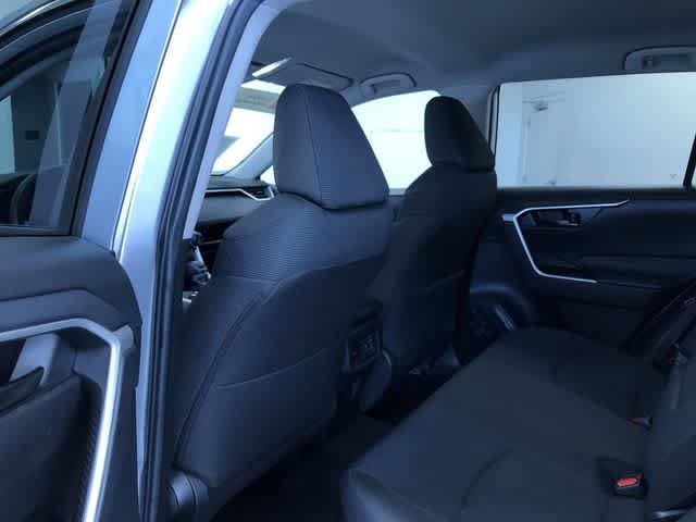 Thumbnail: 2025 Toyota RAV4 - 18