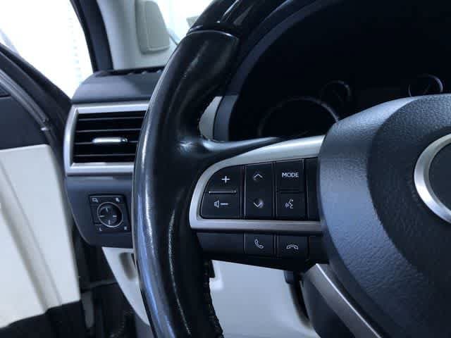 Thumbnail: 2020 Lexus GX - 25