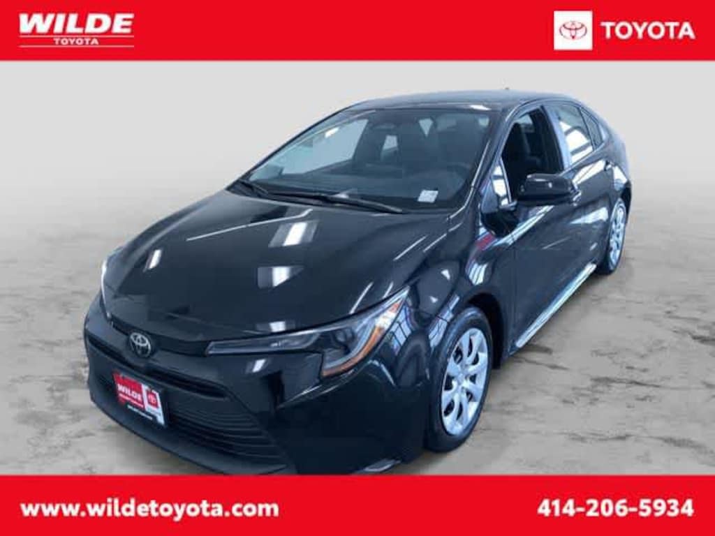 Used 2024 Toyota Corolla LE Car