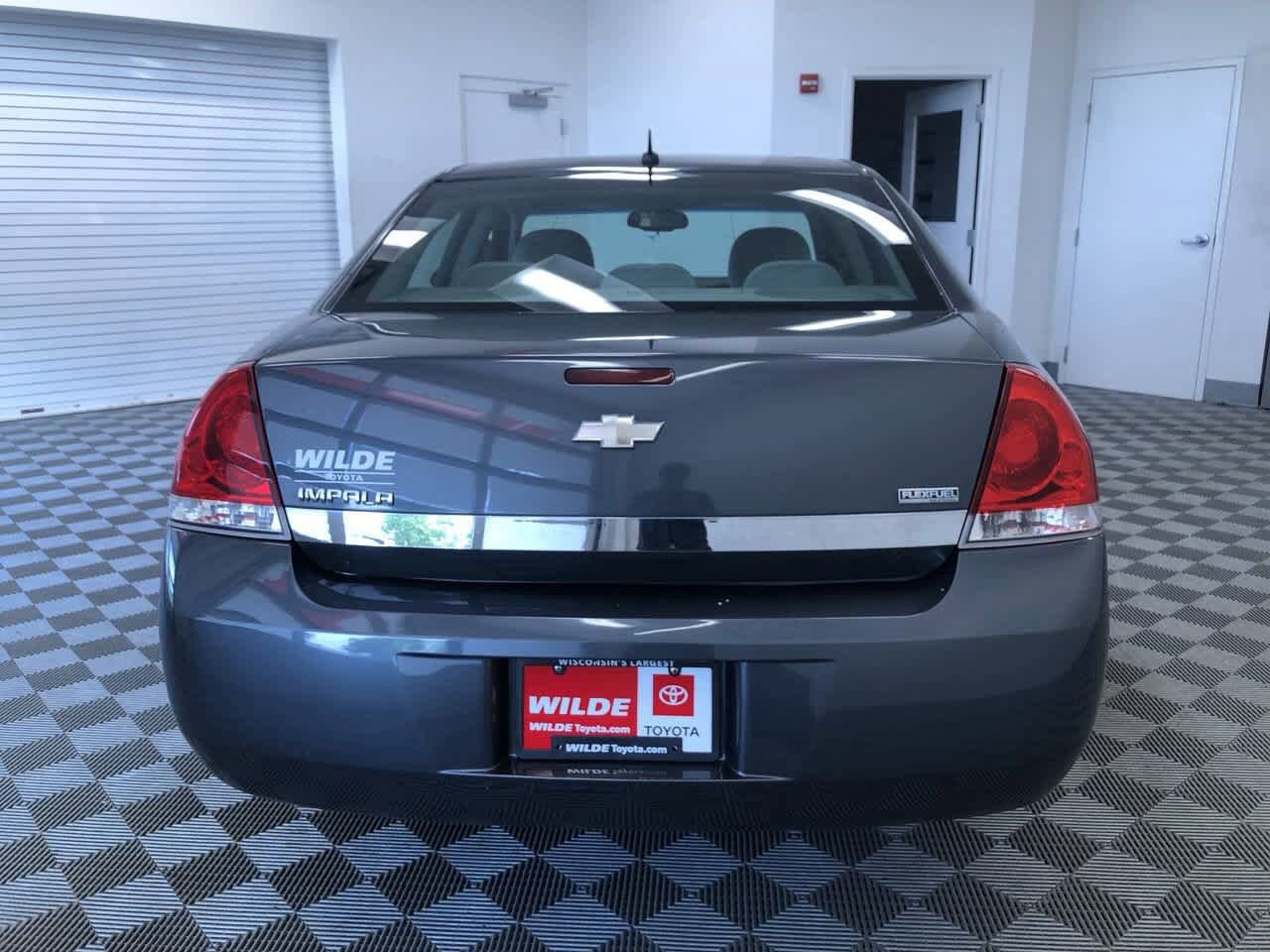 Thumbnail: 2010 Chevrolet Impala - 13