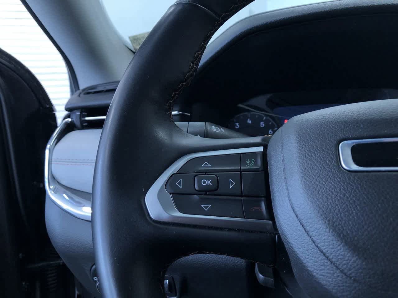Thumbnail: 2022 Jeep Compass - 24