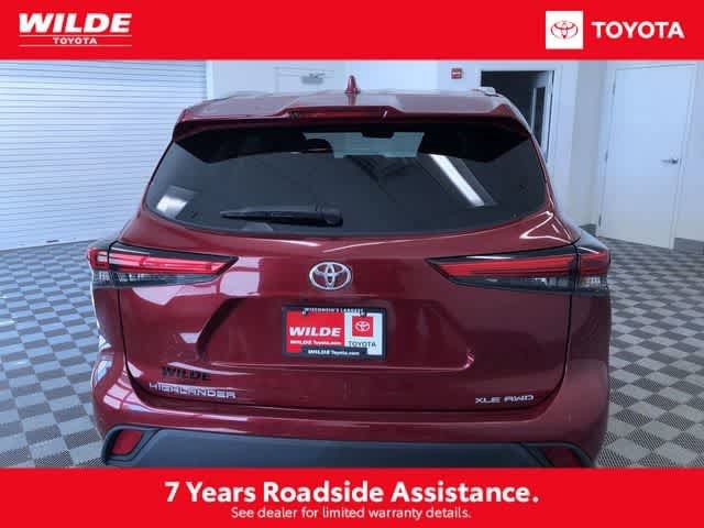 Thumbnail: 2022 Toyota Highlander - 5