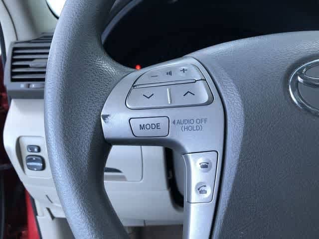 Thumbnail: 2011 Toyota Camry - 25