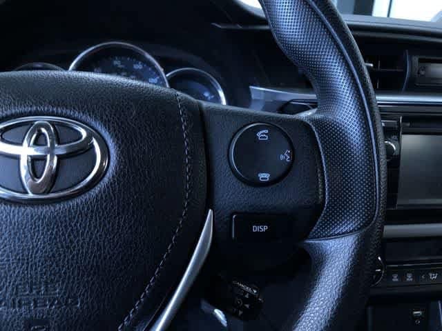 Thumbnail: 2015 Toyota Corolla - 27