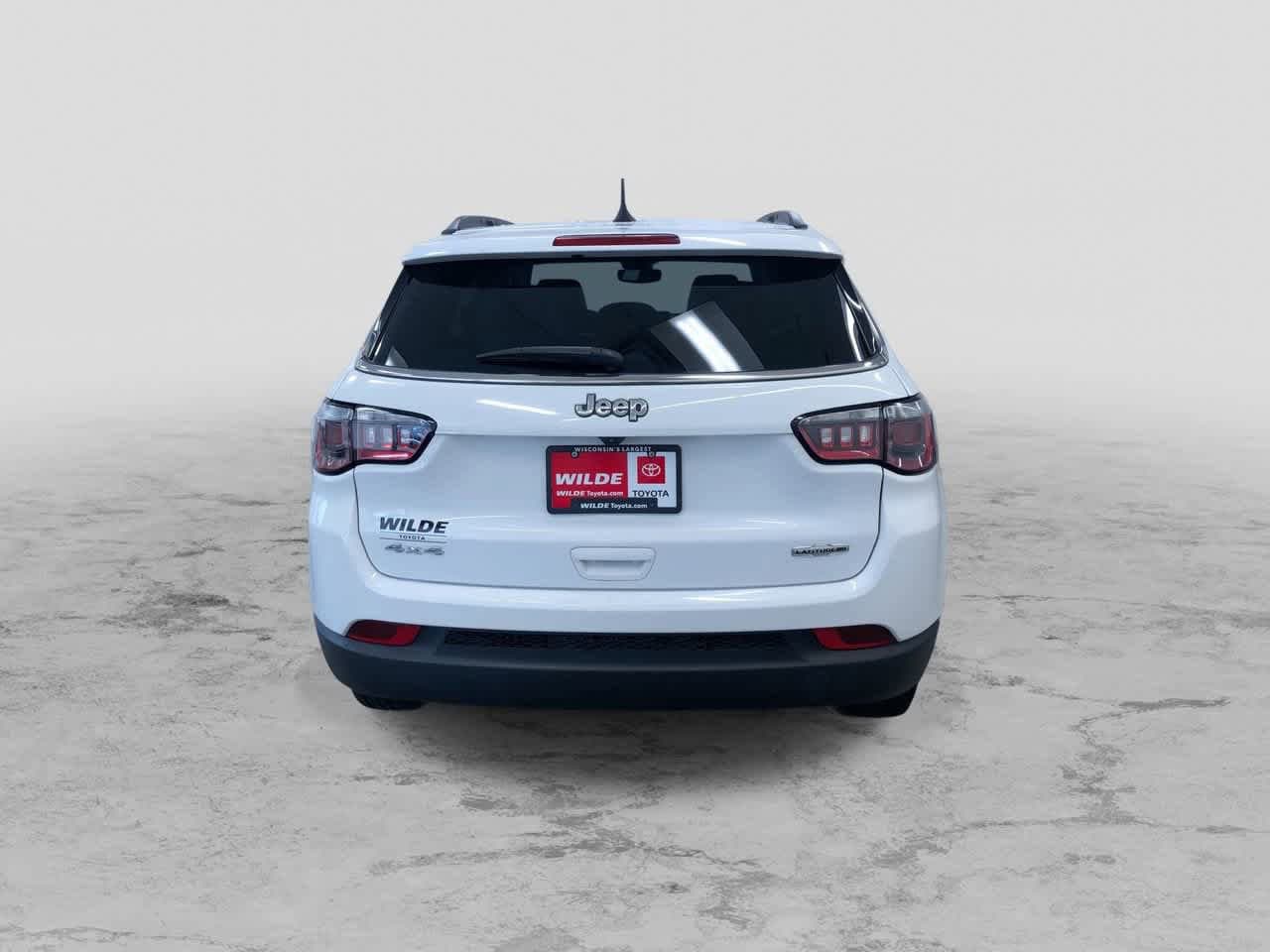 2022 Jeep Compass Latitude 8
