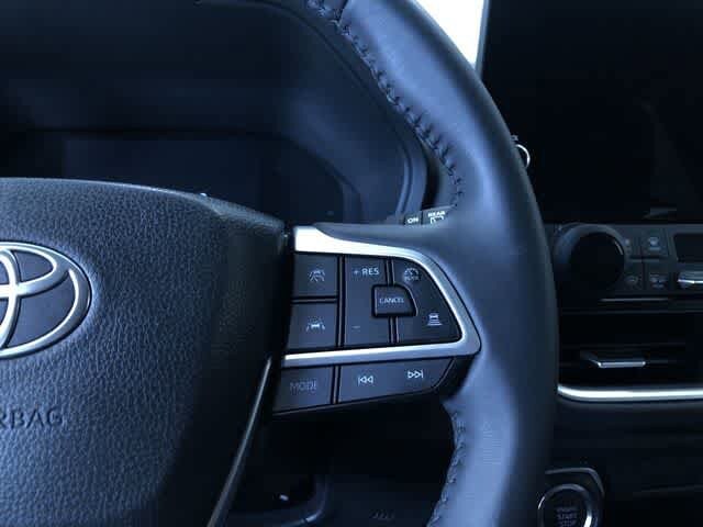 Thumbnail: 2025 Toyota Grand Highlander - 28