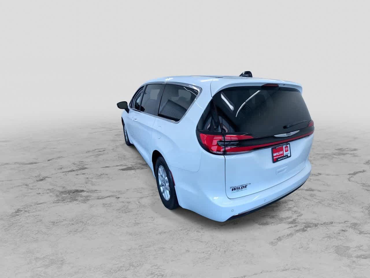 2024 Chrysler Pacifica Touring L 7