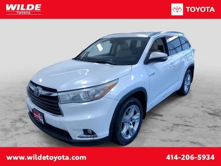Shop 2016 Toyota Highlander Hybrid Limited Sport Utility For Sale Milwaukee, Wisconsin