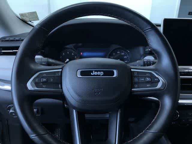 Thumbnail: 2022 Jeep Compass - 24