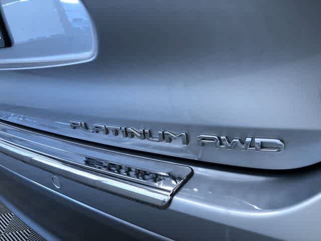 Thumbnail: 2024 Toyota Highlander - 15