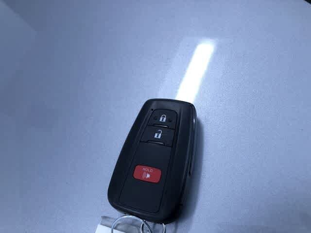 Thumbnail: 2025 Toyota RAV4 - 32