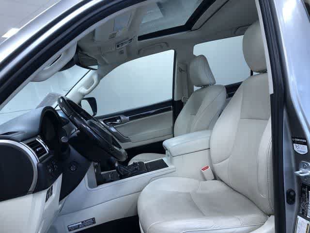 Thumbnail: 2020 Lexus GX - 18