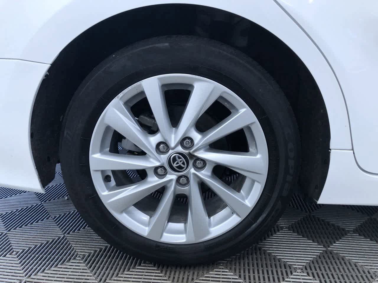 2024 Toyota Camry LE 16