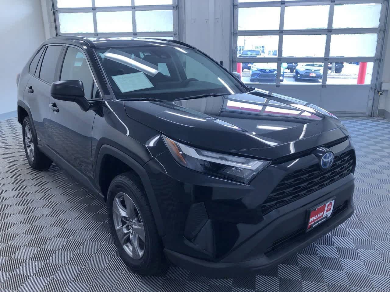 Thumbnail: 2024 Toyota RAV4 - 34