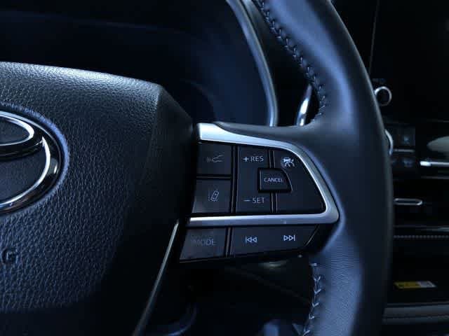 Thumbnail: 2025 Toyota Highlander - 26