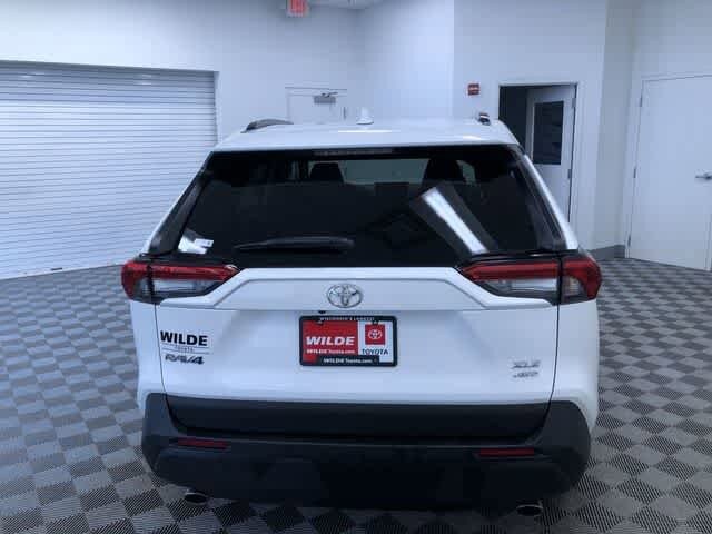 Thumbnail: 2025 Toyota RAV4 - 13