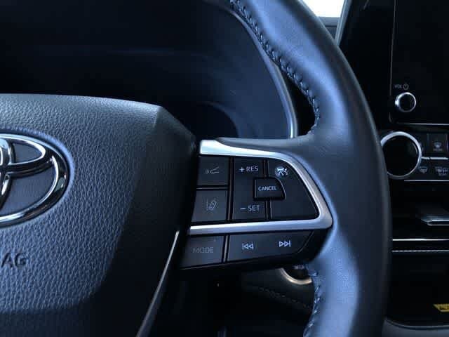 Thumbnail: 2025 Toyota Highlander - 27