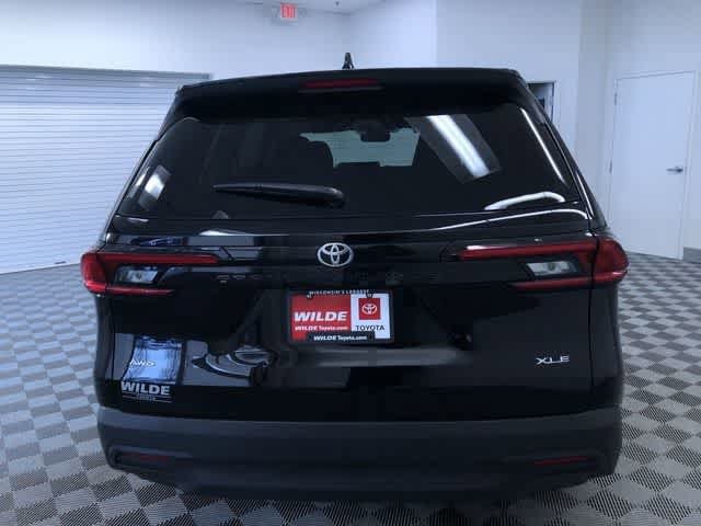 Thumbnail: 2025 Toyota Grand Highlander - 15