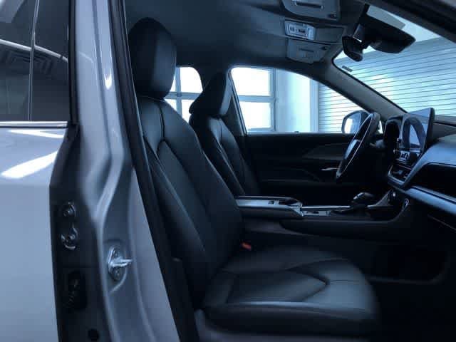 Thumbnail: 2025 Toyota Grand Highlander - 24