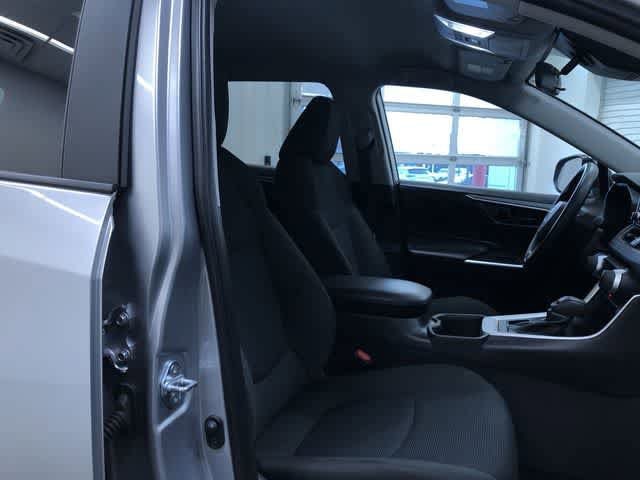 Thumbnail: 2025 Toyota RAV4 - 22