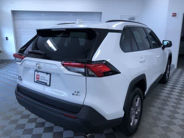 Thumbnail: 2025 Toyota RAV4 - 34
