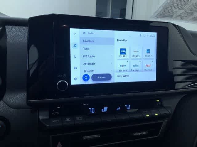 Thumbnail: 2025 Toyota Camry - 21