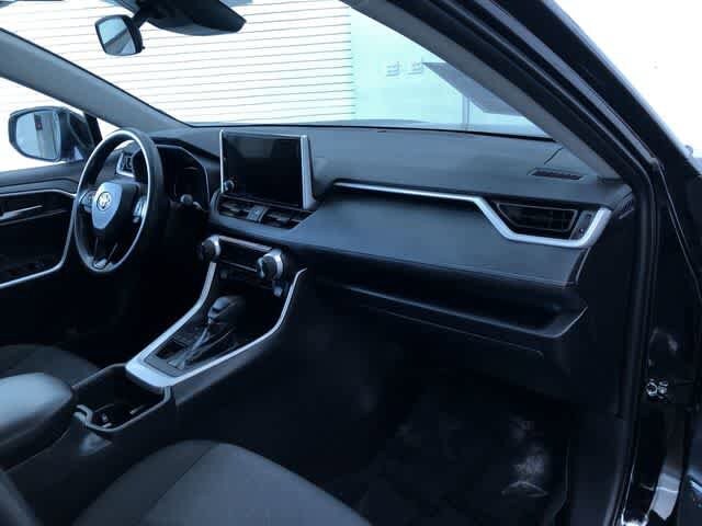 Thumbnail: 2025 Toyota RAV4 - 23