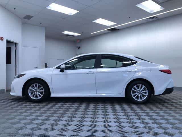 Thumbnail: 2025 Toyota Camry - 12