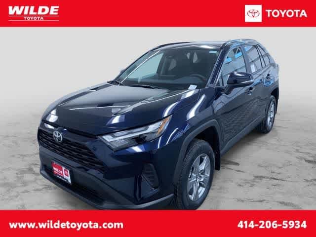 2025 Toyota RAV4 XLE's photo