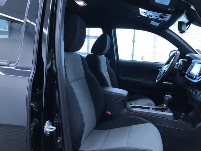 Thumbnail: 2021 Toyota Tacoma - 14