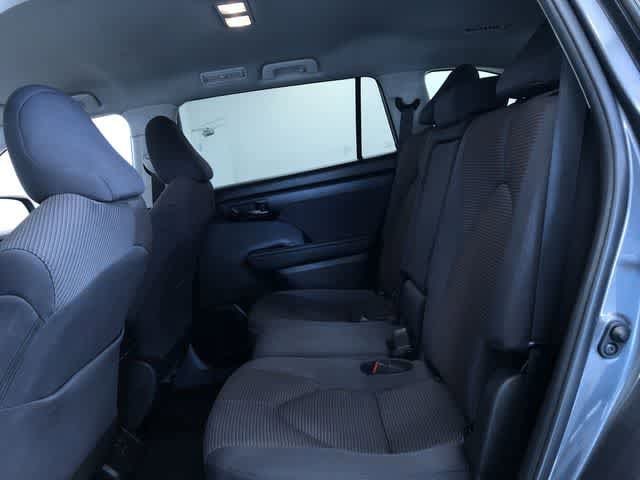 Thumbnail: 2024 Toyota Highlander - 22