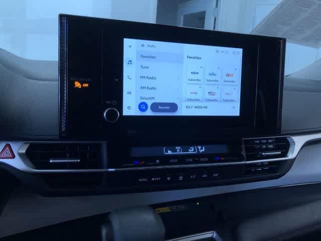 Thumbnail: 2025 Toyota Sienna - 29