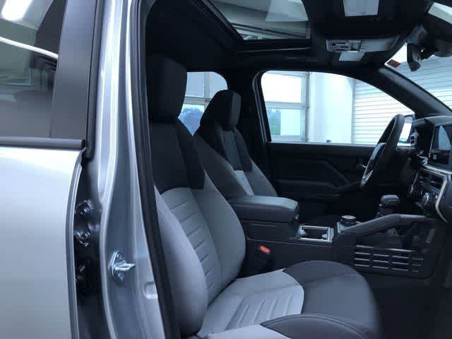 2026 Toyota Tacoma TRD Sport - Photo 14