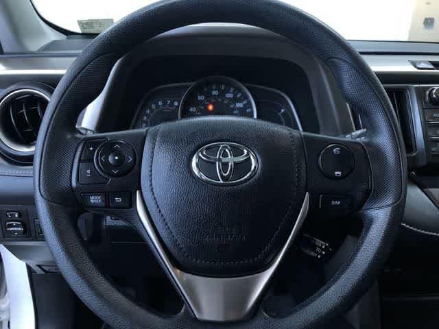 Thumbnail: 2013 Toyota RAV4 - 16