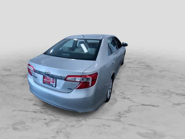 Thumbnail: 2012 Toyota Camry - 10