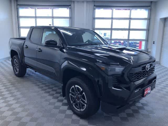Thumbnail: 2025 Toyota Tacoma - 7