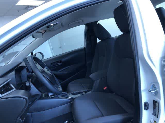 Thumbnail: 2025 Toyota Corolla - 18