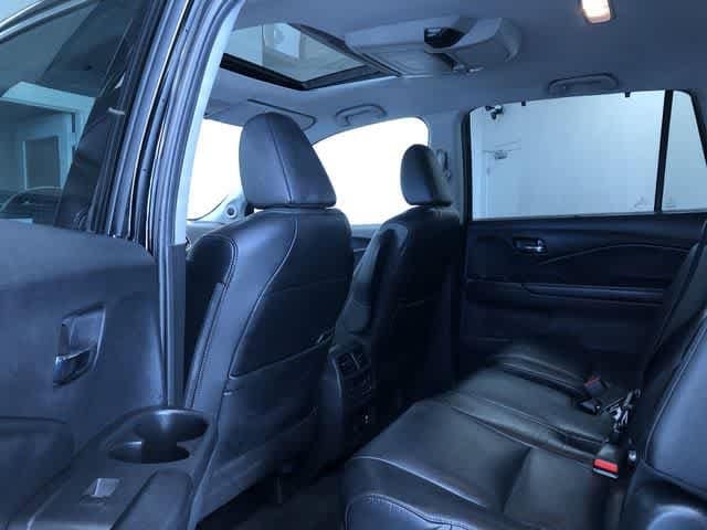 Thumbnail: 2020 Honda Pilot - 19