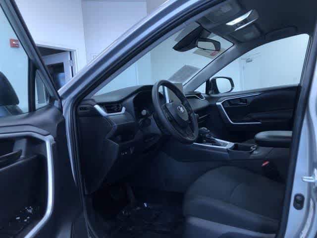 Thumbnail: 2025 Toyota RAV4 - 10