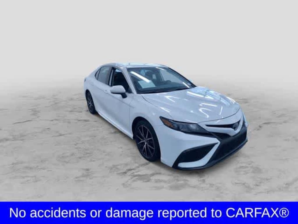 Used 2024 Toyota Camry SE Car