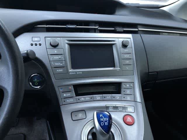 Thumbnail: 2014 Toyota Prius - 18