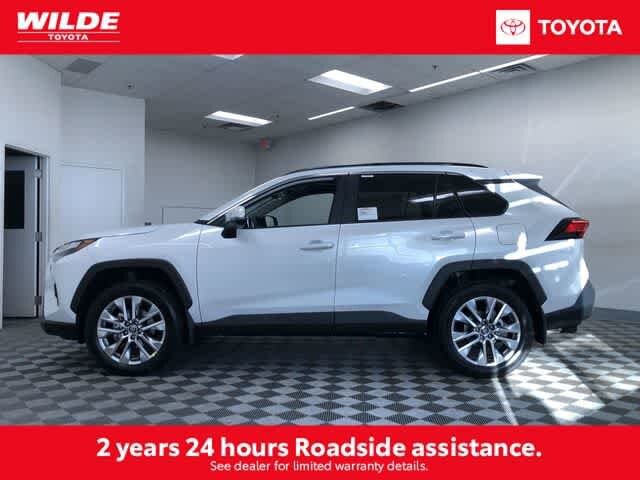 Thumbnail: 2025 Toyota RAV4 - 3