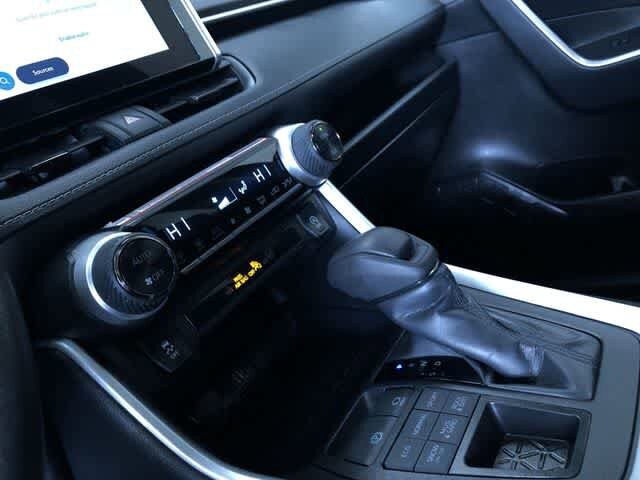 Thumbnail: 2025 Toyota RAV4 - 29